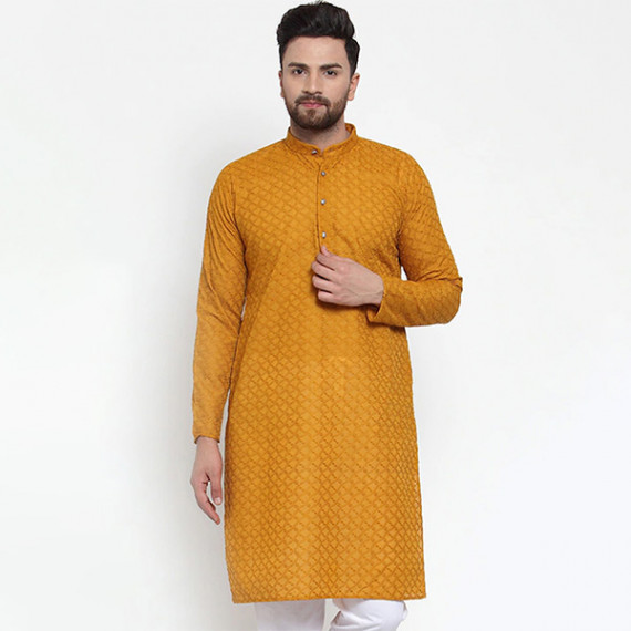 https://www.trendingfits.com/products/men-yellow-printed-straight-kurta