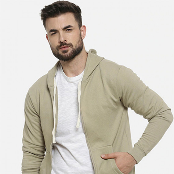 https://www.trendingfits.com/products/men-olive-green-solid-hooded-sweatshirt