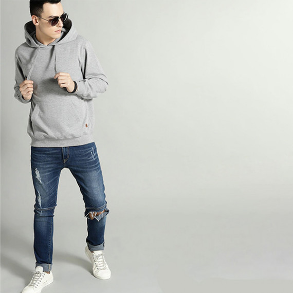https://www.trendingfits.com/products/the-lifestyle-co-men-grey-melange-solid-hooded-sweatshirt