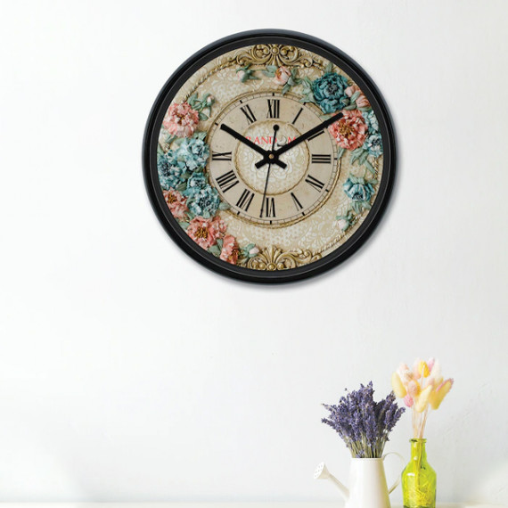 https://www.trendingfits.com/products/multicoloured-round-textured-30-cm-analogue-wall-clock