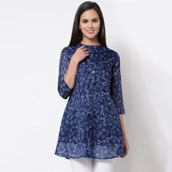 https://www.trendingfits.com/products/blue-printed-tunic