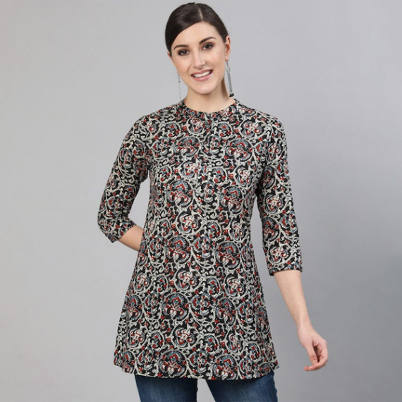 https://www.trendingfits.com/products/women-black-maroon-abstract-printed-tunic