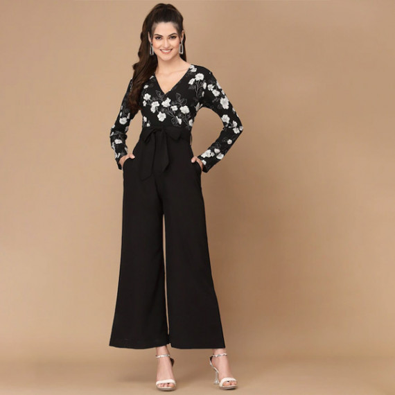 https://www.trendingfits.com/products/black-white-printed-basic-jumpsuit