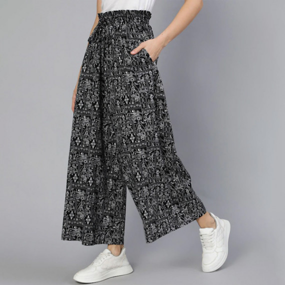 https://www.trendingfits.com/products/women-black-white-ethnic-motifs-printed-cotton-palazzos