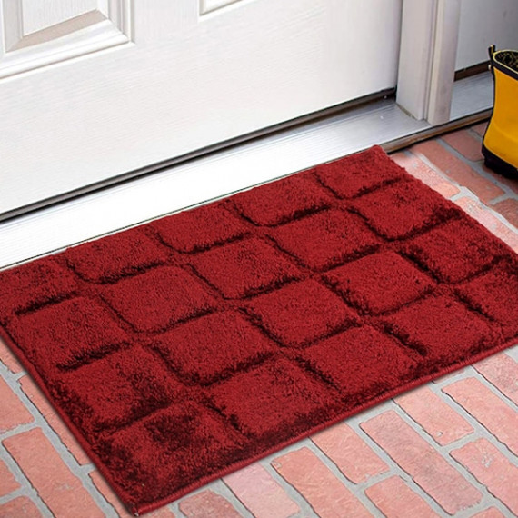 https://www.trendingfits.com/products/pack-of-3-maroon-textured-velvet-anti-skid-doormat