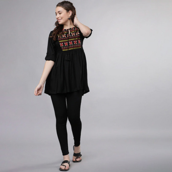 https://www.trendingfits.com/products/women-black-solid-tunic