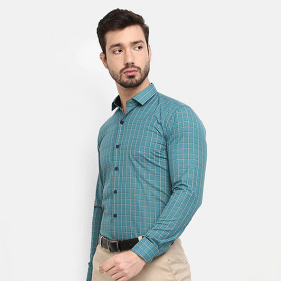 https://www.trendingfits.com/products/men-green-checked-formal-shirt