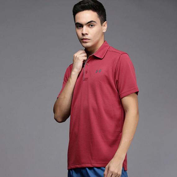 https://www.trendingfits.com/products/men-coral-pink-self-striped-polo-collar-loose-t-shirt