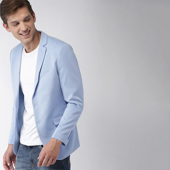 https://www.trendingfits.com/products/men-blue-solid-single-breasted-knitted-blazer