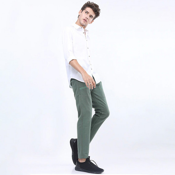 https://www.trendingfits.com/products/men-green-cargos-trousers