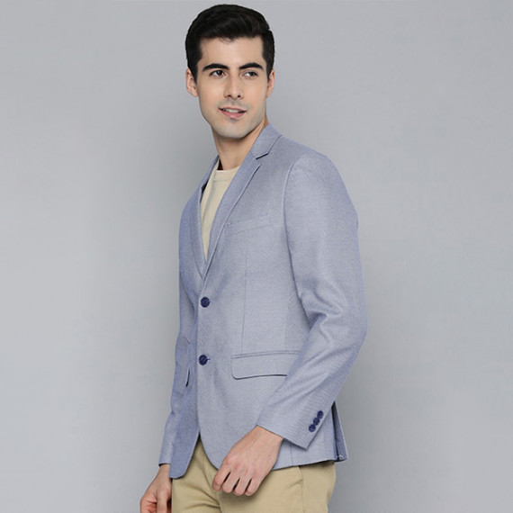 https://www.trendingfits.com/products/men-blue-self-design-textured-regular-fit-smart-casual-blazer