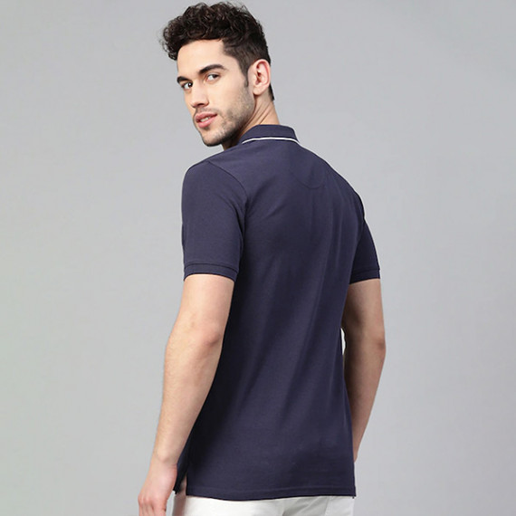 https://www.trendingfits.com/products/men-navy-blue-solid-polo-collar-t-shirt