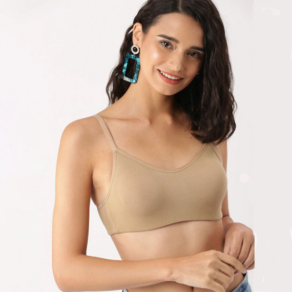 https://www.trendingfits.com/products/beige-solid-non-wired-lightly-padded-everyday-bra-db-cam-pad-01d