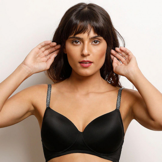 https://www.trendingfits.com/products/black-solid-non-wired-lightly-padded-t-shirt-bra